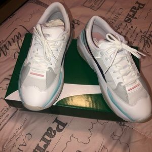 Puma sneakers